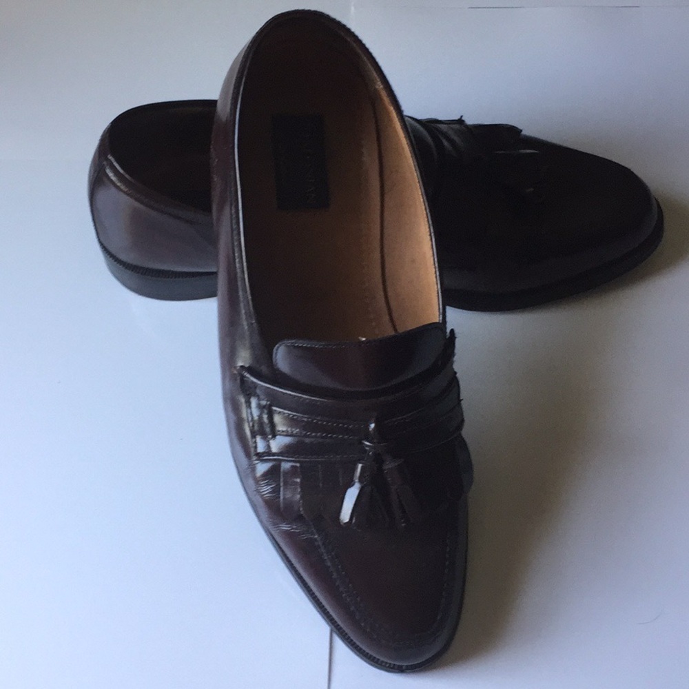 🍾🎉 HP 🍾🎉 Bostonian Florentine  Italy leather.